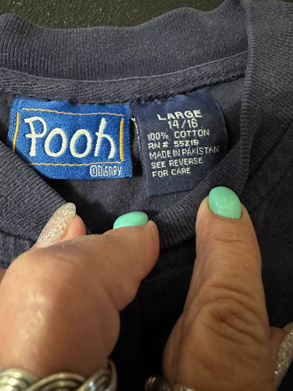 Vintage 1990’s Winnie the Pooh & Piglet Long Sleeve Henley, Navy, Size Lg 14/16 - Picture 3 of 5